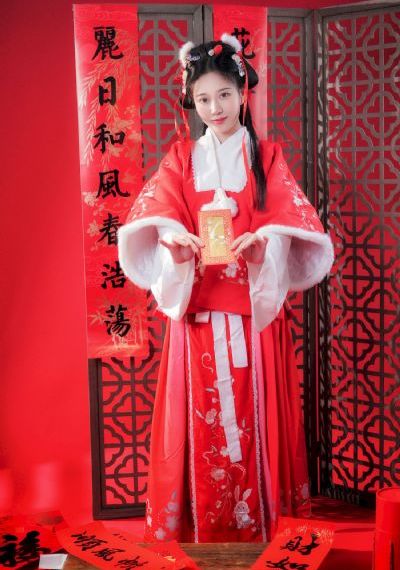 《鬼吹灯》作者